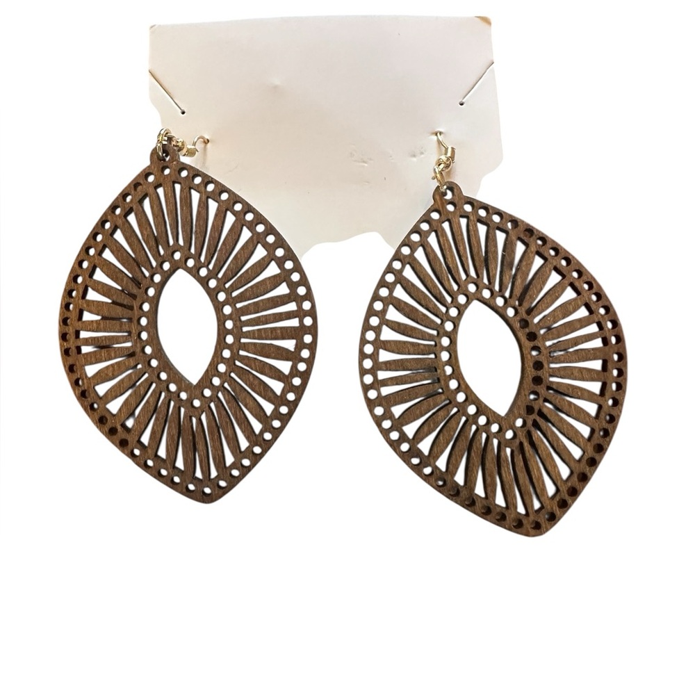 Boho Cut Wood Brown Drop Style Earrings